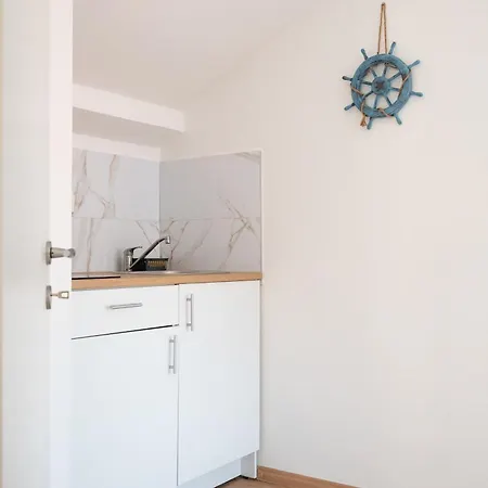 Lev Apartments Izola Exterior photo