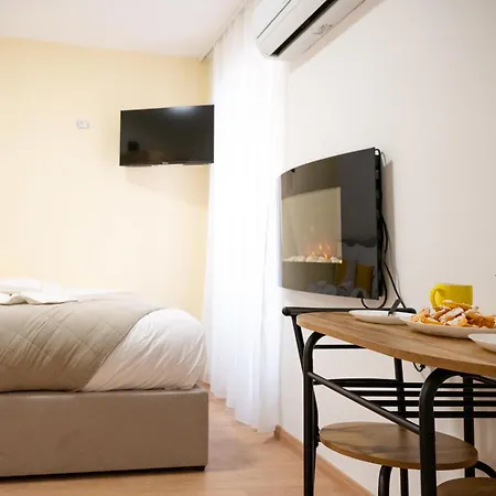 Lev Apartments Izola Exterior photo