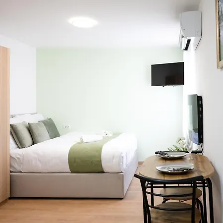 Lev Apartments Izola Exterior photo
